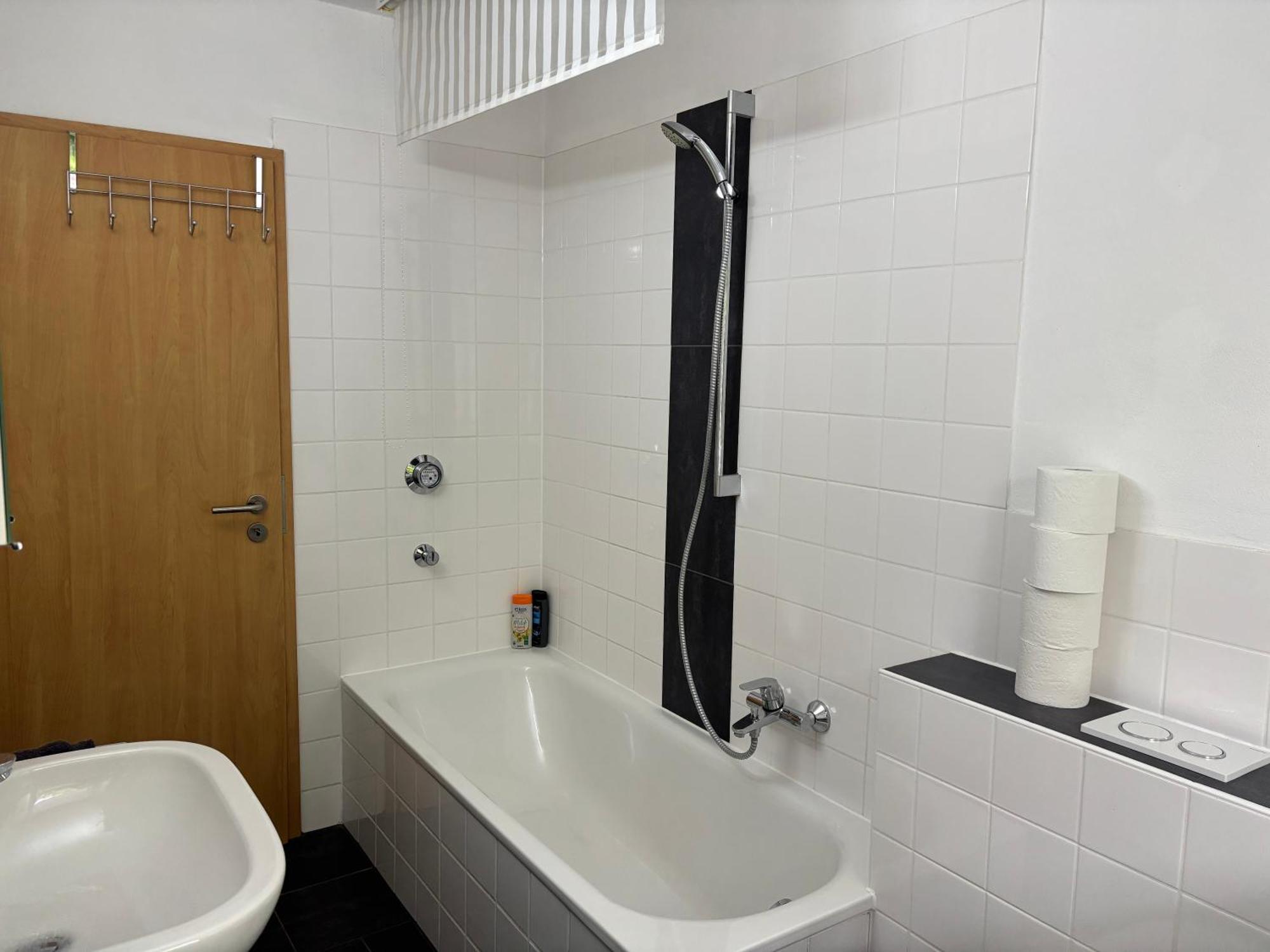 Cityloft Kassel 2 - Zentrale Unterkunft - Balkon - Netflix - Parkplatz 外观 照片